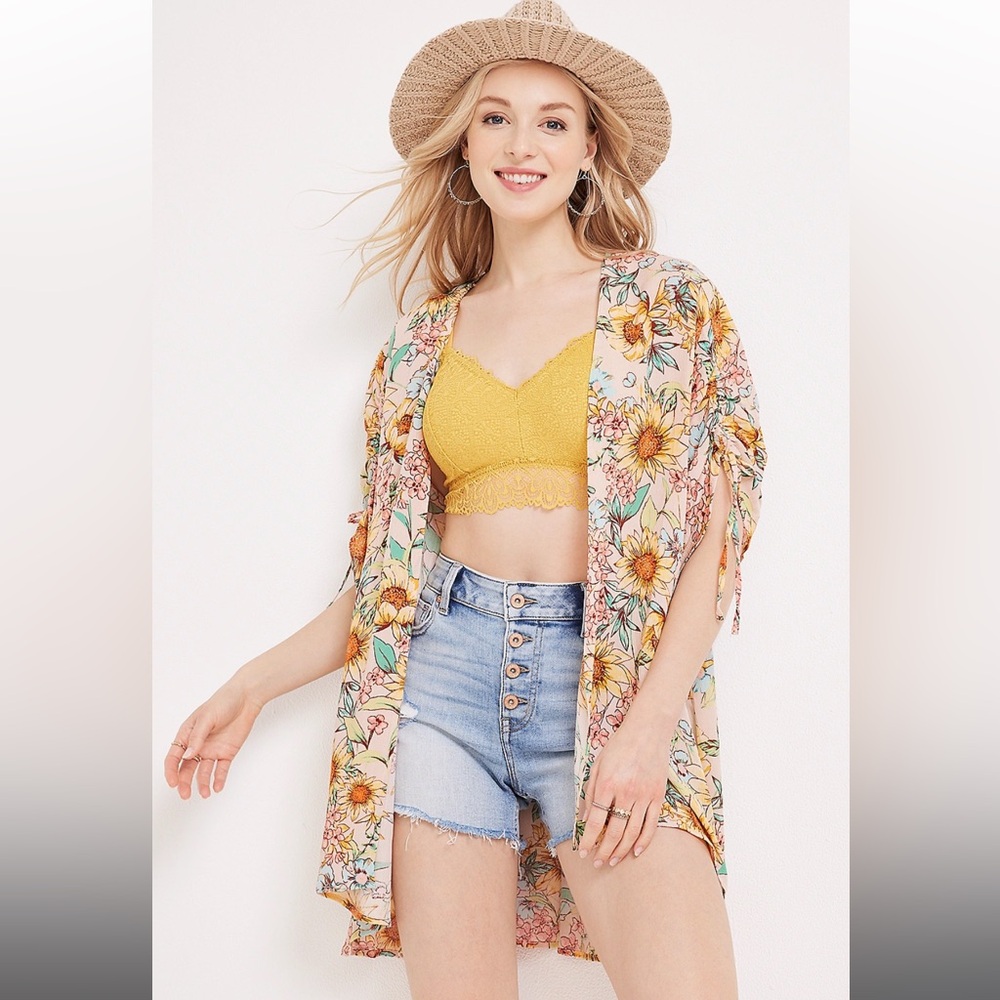 Maurices Light Pink Sunflower Kimono Cinched Sleeve Open Overlay